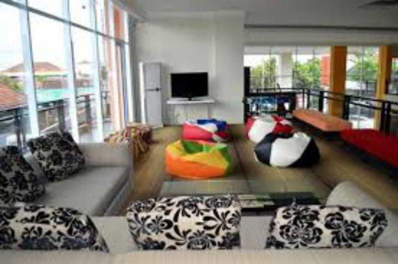 Edu Hostel Yogyakarta Kültér fotó