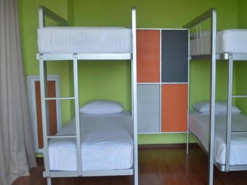 Edu Hostel Yogyakarta Kültér fotó