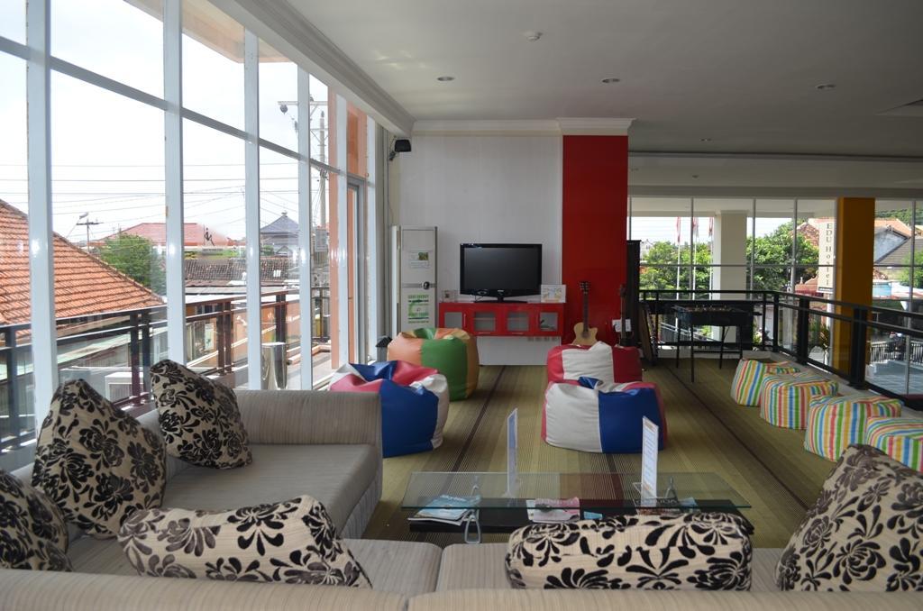 Edu Hostel Yogyakarta Kültér fotó