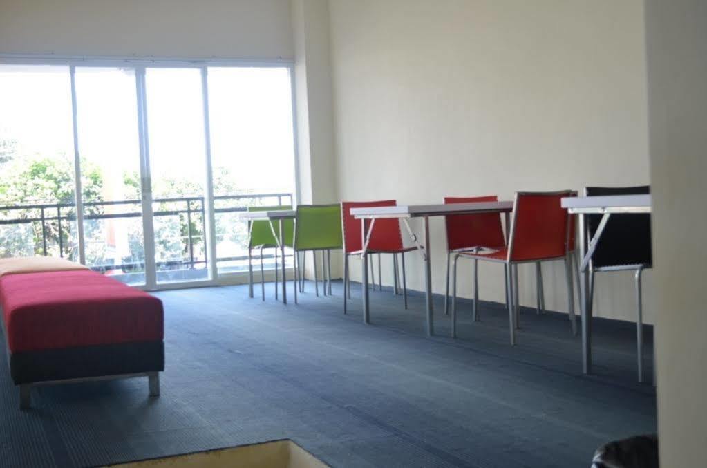 Edu Hostel Yogyakarta Kültér fotó